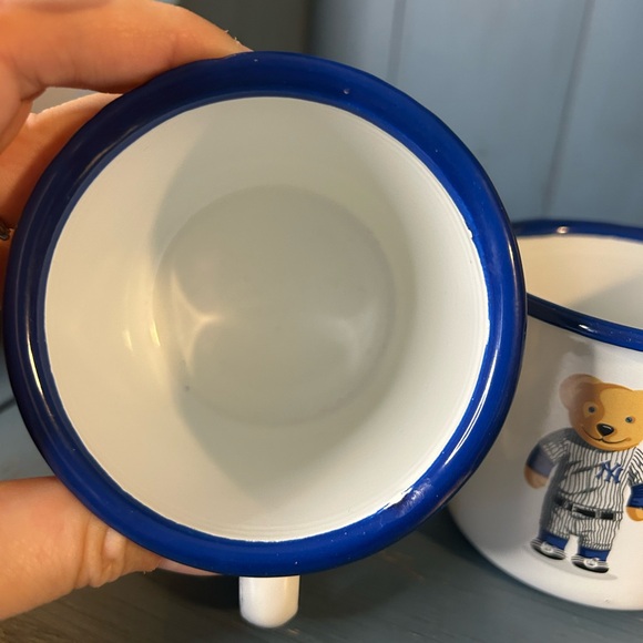 2023 New York Yankee Stadium SGA Oris Bear Mugs - Picture 6 of 8